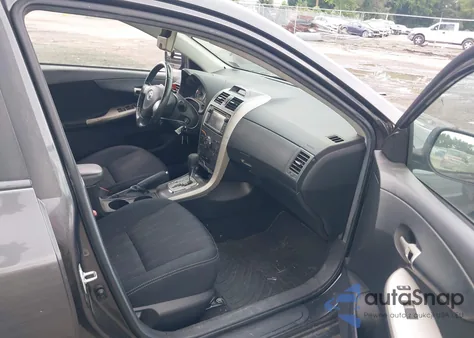 2013 Toyota Corolla S z USA, uszkodzony, nr VIN 2T1BU4EE9DC010241